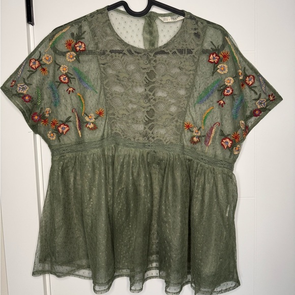 ZARA Olive Green Lace Babydoll Top S Floral Embroidered Boho Peasant Fairy - Picture 2 of 5